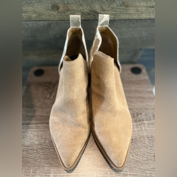 Dolce Vita | Shoes | 249 Stunning Dolce Vita Genuine Cow  Dolce Vita Satara Stack Bootie Size 8